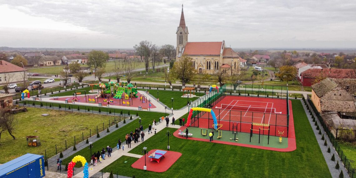Parc nou pentru copiii din Moravița