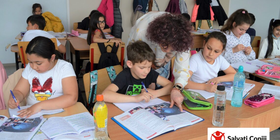 Rezultatele PISA arată că a crescut decalajul intre elevii avantajați și cei săraci