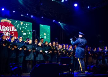 Concert caritabil de colinde susținut de colindătorii Garnizoanei Timișoara
