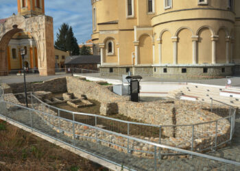 A fost finalizată amenajarea și conservarea ruinelor din Centrul Caransebeșului