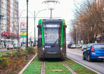 Transport public modern pentru reşiţeni! Noile tramvaie au trecut testele şi vor intra pe traseu