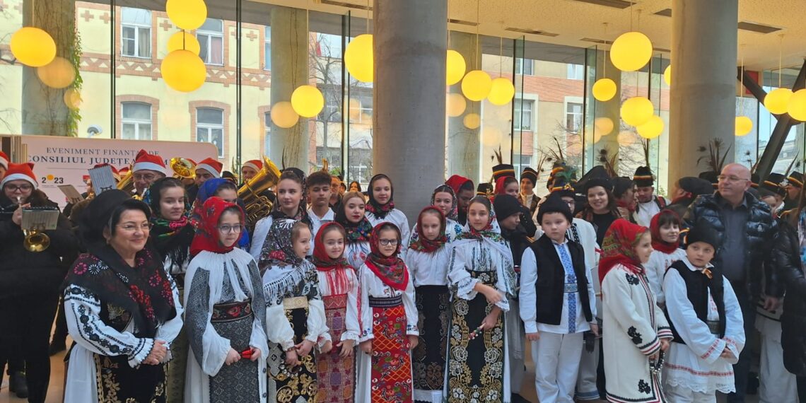 Alaiul Colindătorilor a colorat Timișoara