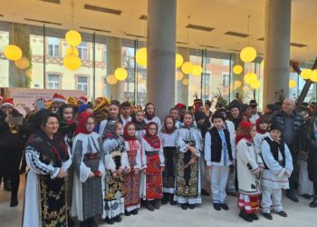 Alaiul Colindătorilor a colorat Timișoara