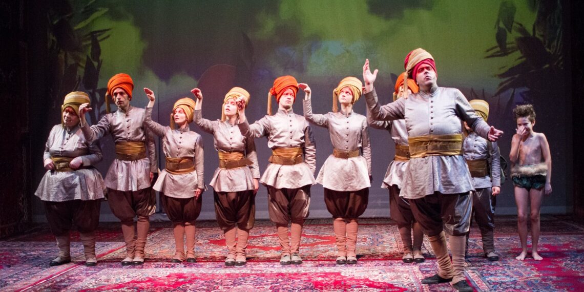 Cartea junglei, spectacolul lui Răzvan Mazilu, de Crăciun la Teatrul German