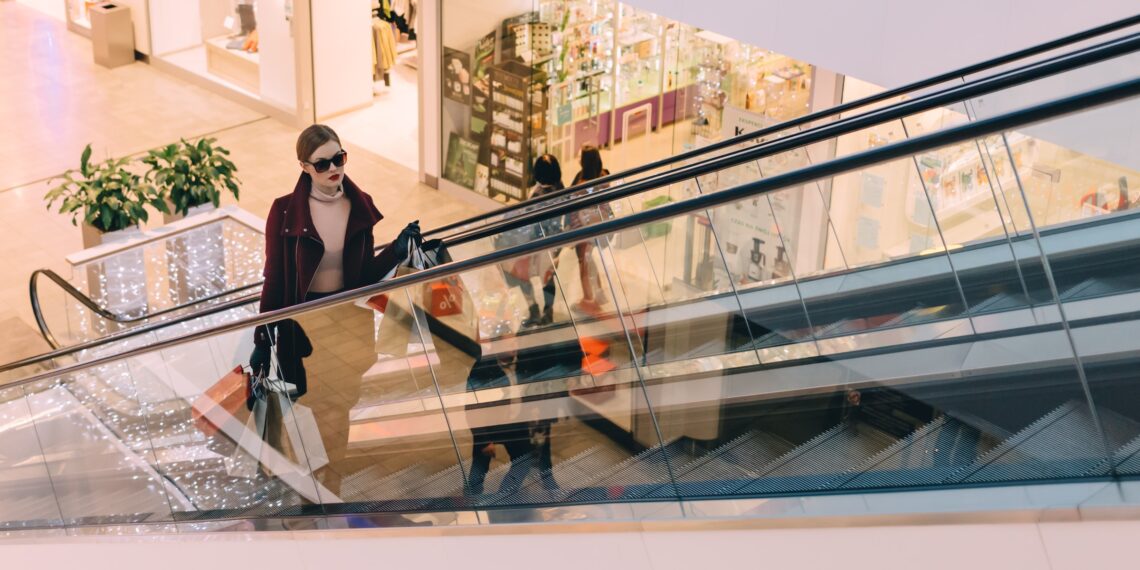 Cum să faci cumpărături în siguranță. Recomandările polițiștilor