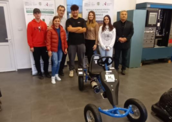 Premieră națională la Universitatea Politehnica din Timișoara. A fost realizat primul vehicul pe patru roți, propulsat cu hidrogen