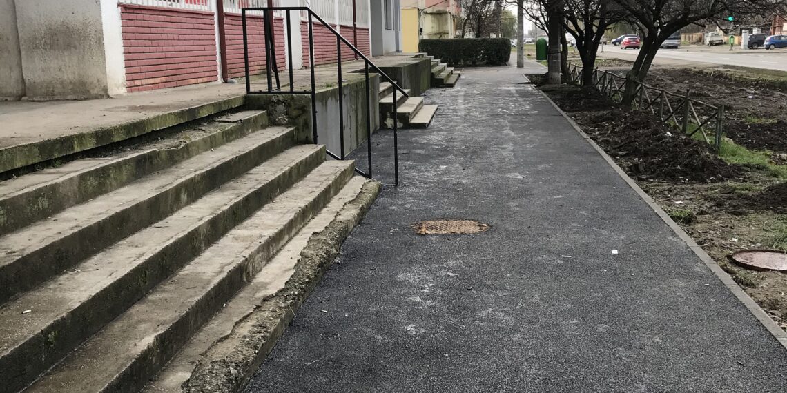 Trotuare reparate pe strada Polonă – proiectul a fost decis de timișoreni