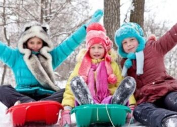 Elevii au revenit în bănci însă nu pentru mult timp. Când este programată următoarea vacanță