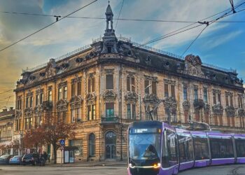 USR a votat reducerea numărului de șefi și creșterea salariilor și a numărului de șoferi la STPT