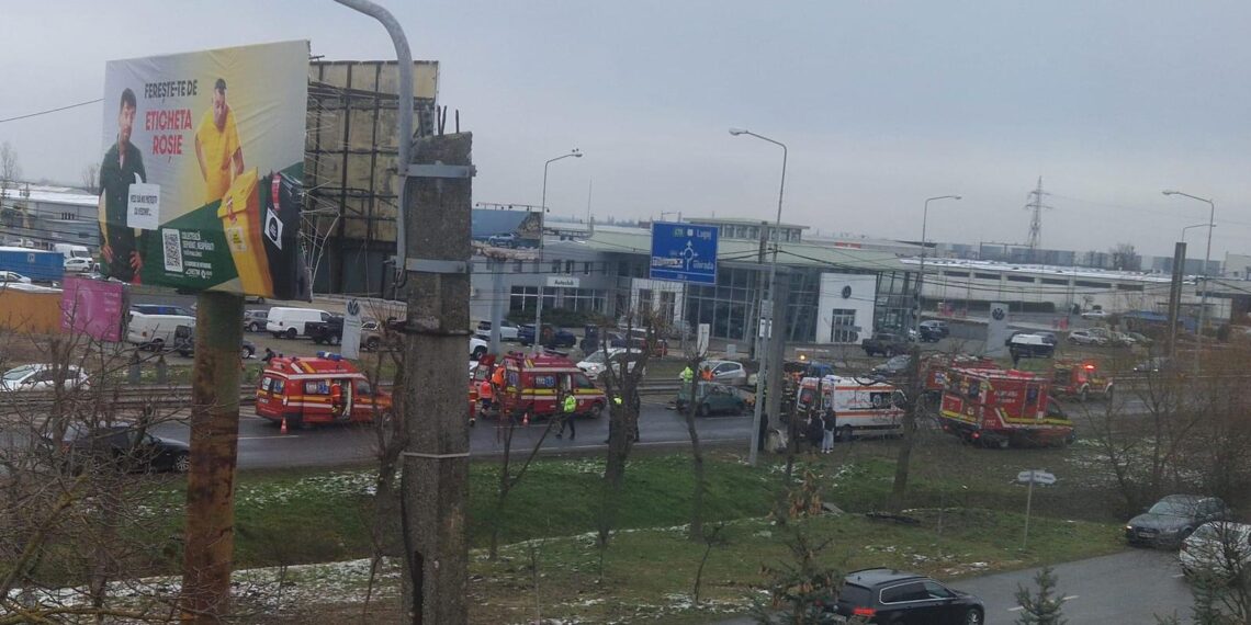 Accident provocat de o bătrână în vârstă de 85 de ani. Șoferița a lovit doi oameni