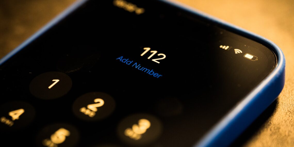 Zeci de mii de apeluri la 112, de Anul Nou. Cele mai multe au necesitat intervenția agențiilor specializate