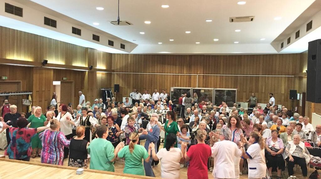 Mii de timișoreni sărmani ori bătrâni, sprijiniți în 2023 de Direcția de Asistență Socială