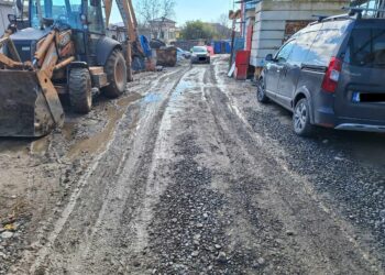 Firmă de pe strada Porumbescu, amendată pentru murdărirea domeniului public cu noroi. Sute de amenzi pe șantiere