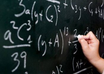 Cursuri gratuite de pregătire la matematică la Universitatea Politehnica Timișoara