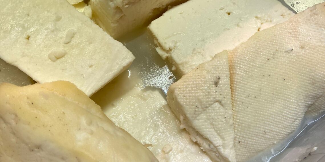 Două magazine, Carrefour și Profi, găsite cu nereguli și amendate de OPC Timișoara