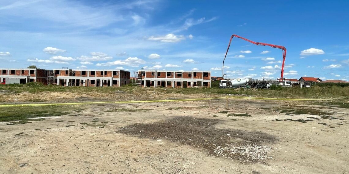 Rampe ilegale de deșeuri din Timișoara, transformate în spații curate și funcționale