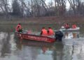 Persoană înghițită de apele Begăi, căutată de pompierii timișoreni și de scafandri din Arad și Hunedoara/Video