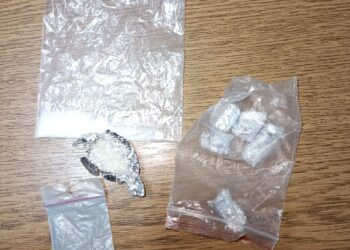 Doi tineri depistați cu droguri de jandarmi într-o clădire dezafectată din Timișoara