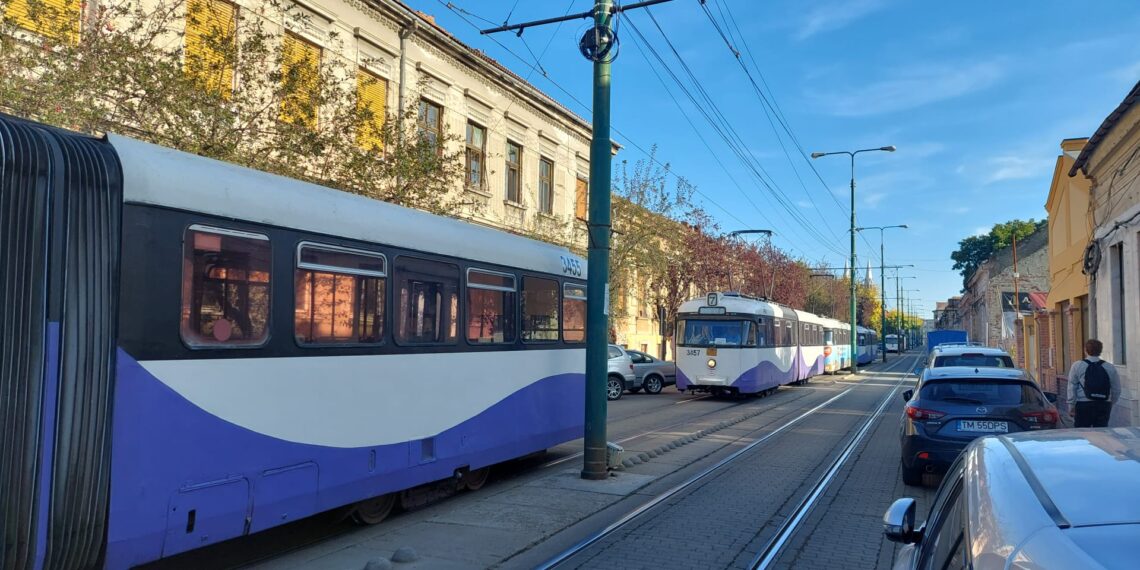 Se reia circulația tramvaielor pe bd. Cetății