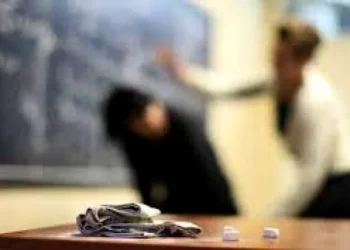 Un copil de 6 ani de la o şcoală din Timişoara a fost lovit de învăţătoare. Poliția a deschis un dosar penal