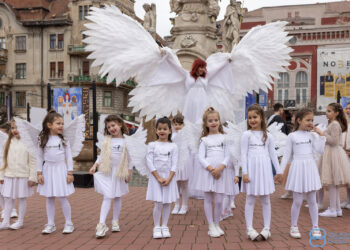 Foto & video. S-a deschis Târgul de Paște de la Timișoara