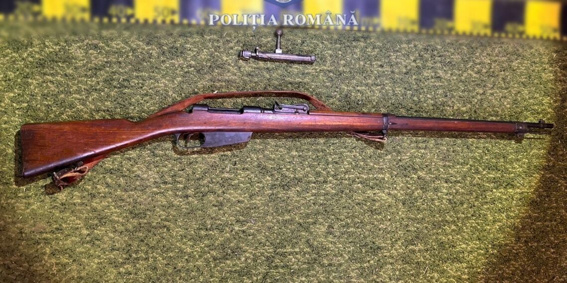 Descinderi la mai mulți traficanți de arme din Timiș. Ce au confiscat polițiștii/VIDEO