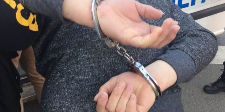 Urmărit internațional de autoritățile din Italia, depistat de polițiștii din Timișoara