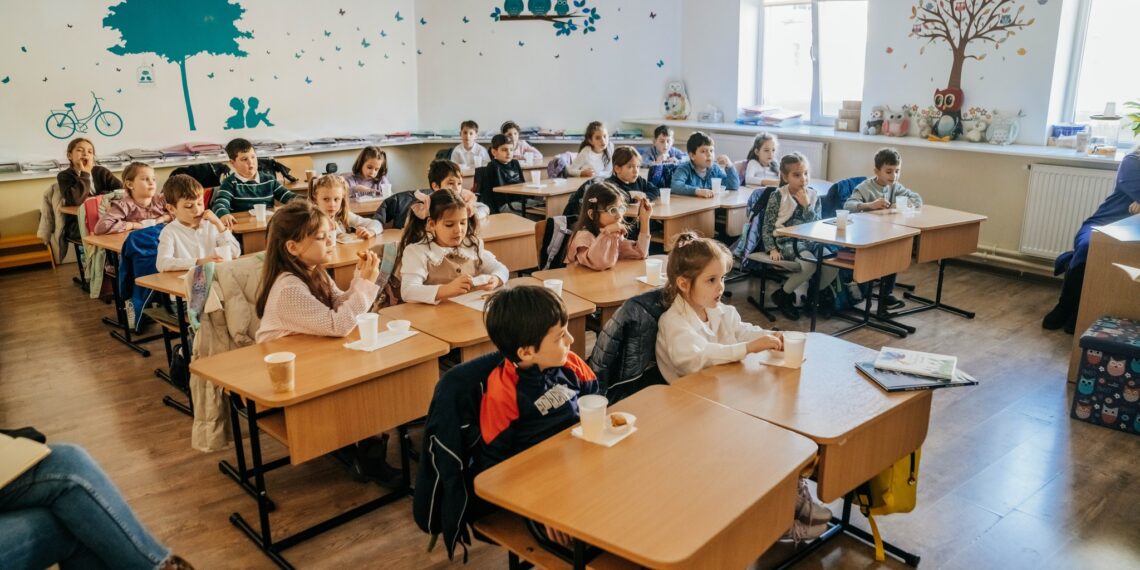 1.300 de săli de clasă din Timișoara vor fi mobilate cu bani din PNRR