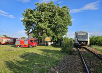 Tren în flăcări pe ruta Satchinez – Periam
