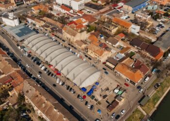 Circulație închisă aproape două luni în zona Badea Cârțan pentru reconfigurarea pieței