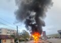 Un autocar în care se aflau 30 de elevi, a luat foc pe DN 57