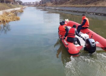 Cadavru în putrefacție găsit în Bega
