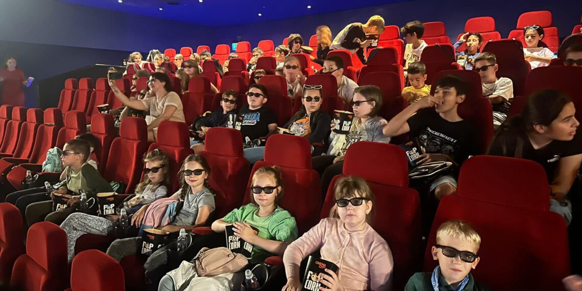 Deja e tradiție. Comuna Sânandrei a pregătit un 1 Iunie… ca la carte