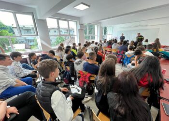 Polițiștii timișeni vor să prevină bullying-ul în rândul elevilor