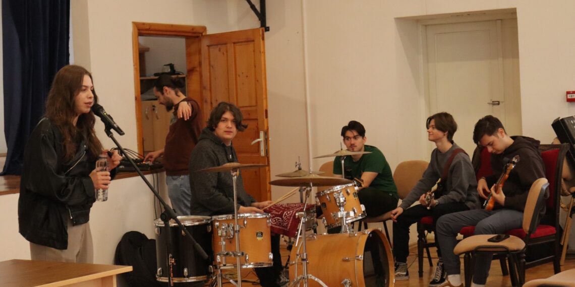 „Logani pentru viață”, amplu eveniment caritabil organizat de elevii de la Colegiul Național C.D. Loga