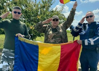 Scandalos. Diana Șoșoacă s-a filmat în uniformă militară