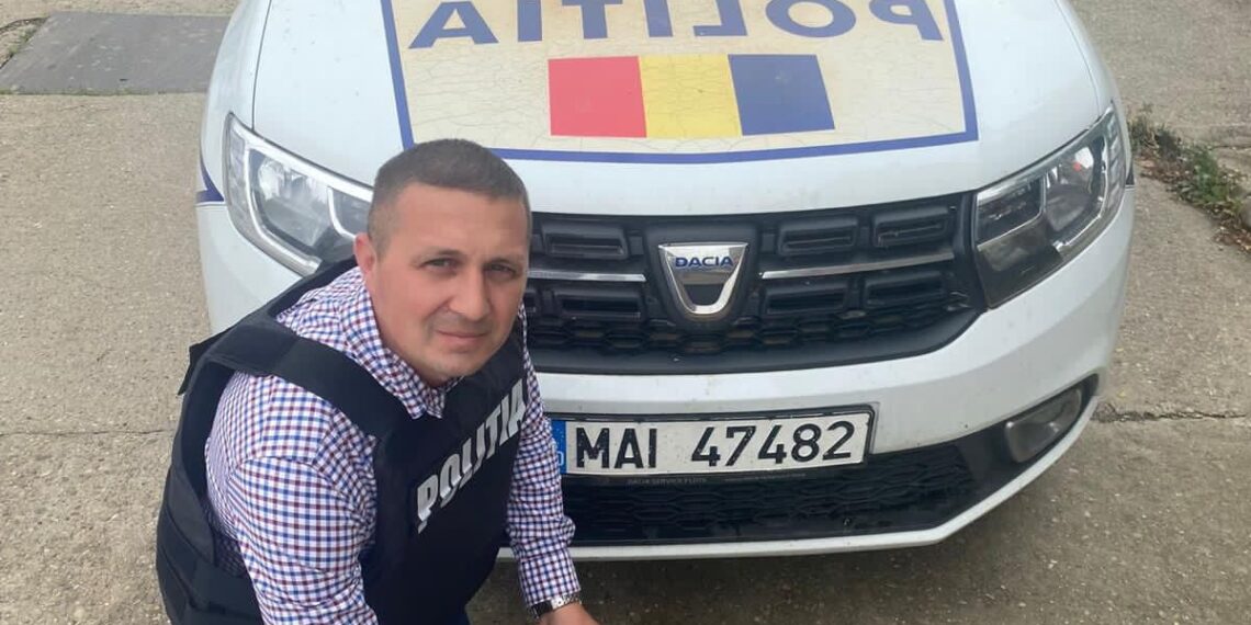 Pui de vulpe, salvat de polițiștii arădeni