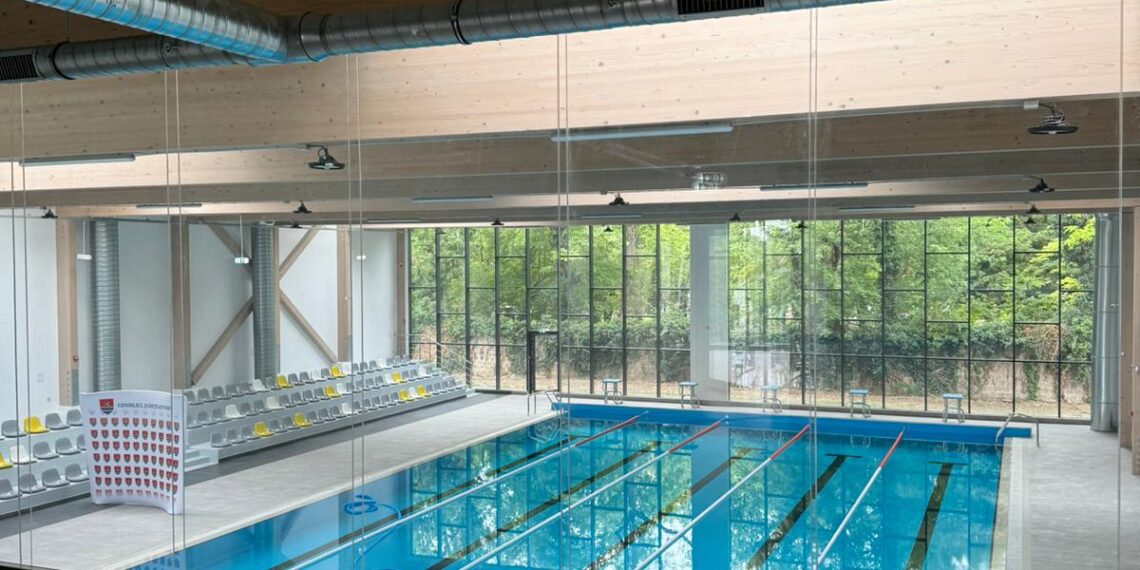 Jimbolia are bazin de înot. Inițiativa îi aparține lui Călin Dobra, fostul președinte al CJT