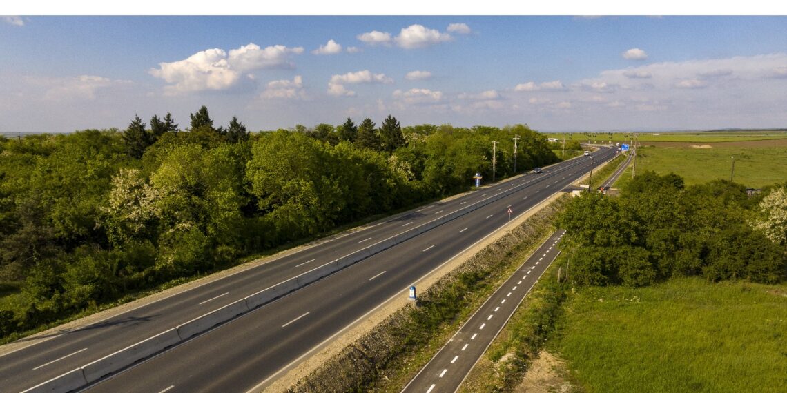 Pe 4 benzi, prin Dumbrăvița, până la Autostrada A1. A fost finalizat DJ 691/Foto