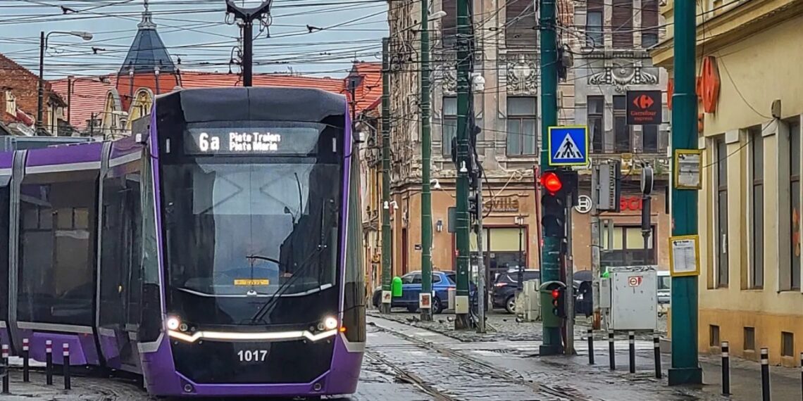 Primăria Timișoara a finalizat proiectul de achiziționare a 23 de tramvaie noi de culoare violet