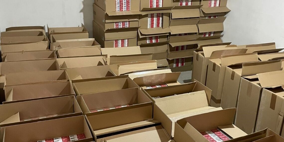 Percheziții la contrabandiști de țigări