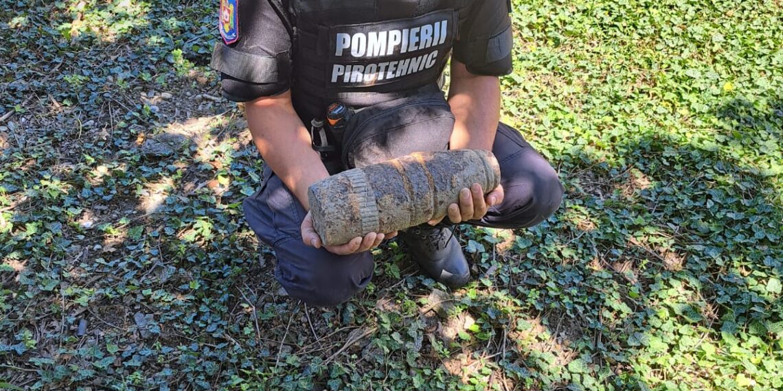 Un proiectil exploziv din Al Doilea Război Mondial a fost găsit în Beregsău Mare