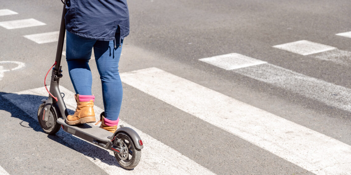 Un copil de 13 ani a fost lovit de o mașină