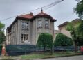 Instanța a stabilit că vila de pe str. Brașov nr. 3 trebuie adusă la starea inițială/Foto