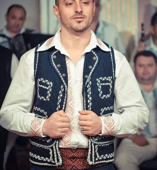 Distracție fără vârstă. Pregătiri pentru Balul Pensionarilor de la Sânandrei