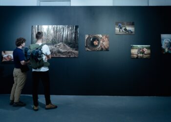 Se deschide, la Timișoara, expoziția de fotografie de război FRONT