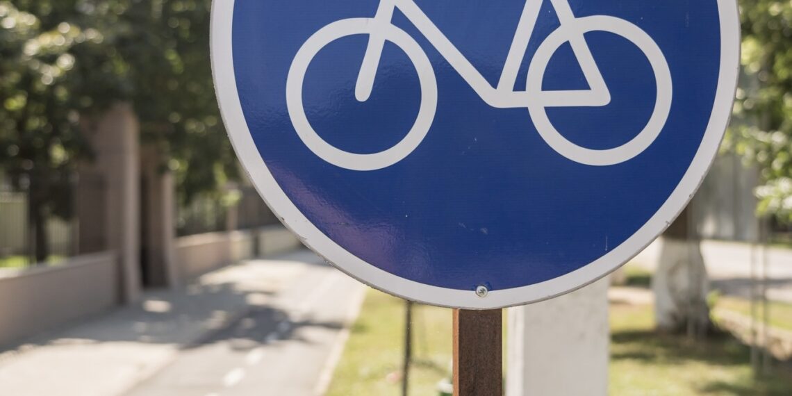 Lugojenii vor avea o rețea de piste pentru biciclete, printr-un proiect finanțat prin Programul Regional Vest