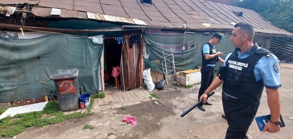 32 de persoane locuiau abuziv în cinci clădiri transformate în focare de infecție din Timișoara/Foto