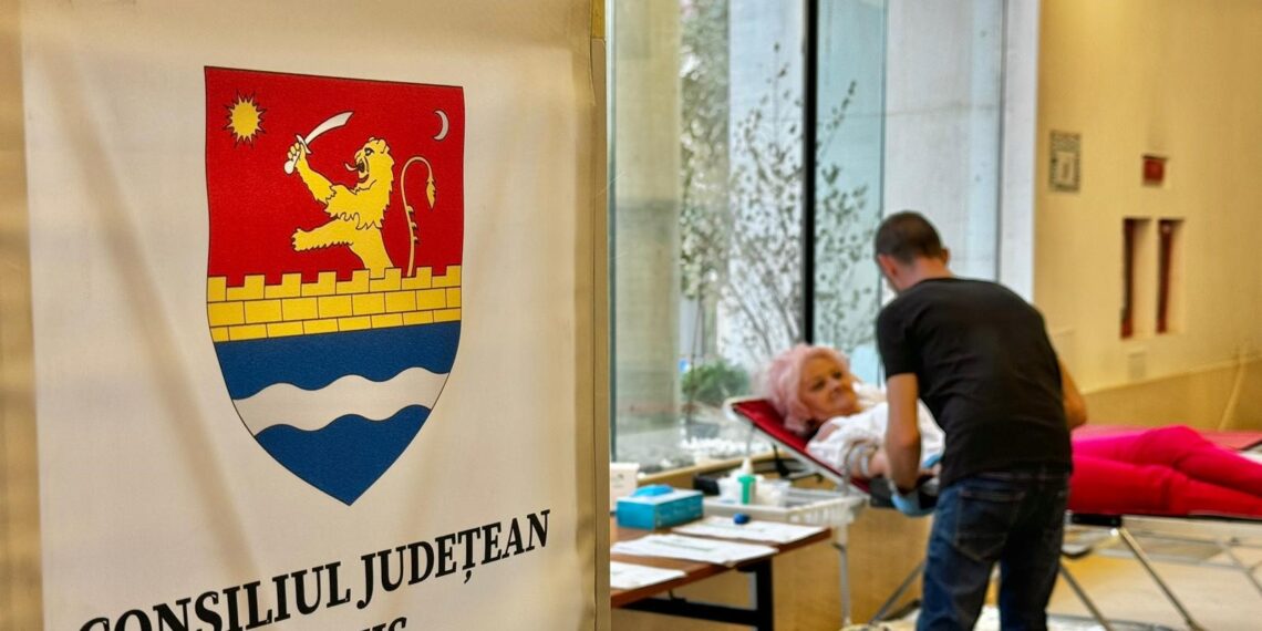 Peste 40 de angajați ai CJT au donat sânge