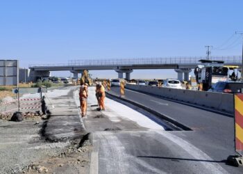 Drumarii lucrează la conexiunea DN 59 Timişoara – Șag cu șantierul centurii Timişoara Sud